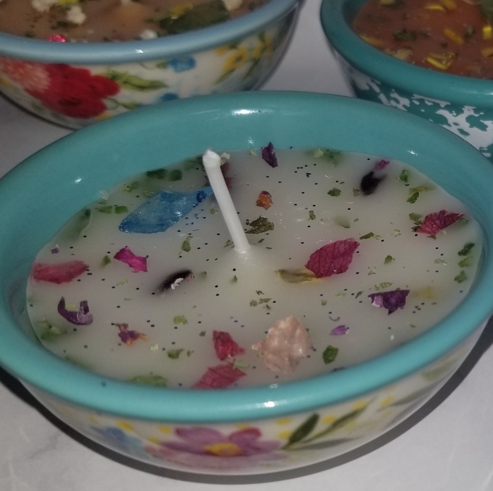 Pioneer Woman bowls with Handmade Candles
